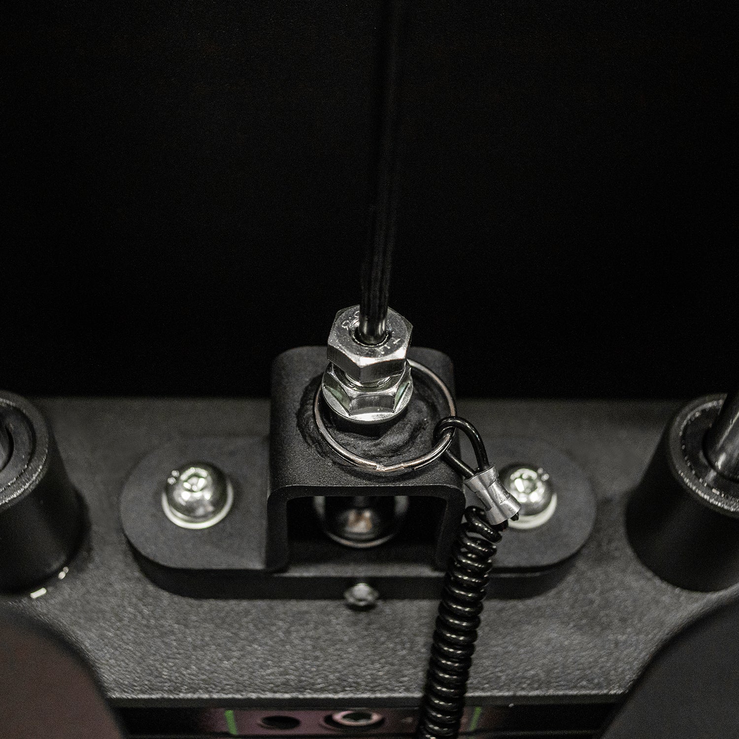 Lat-Pull Low Row Single Stack